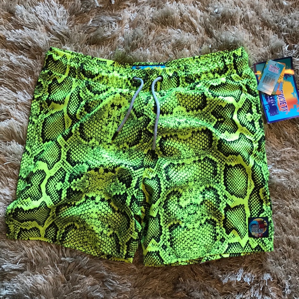 Men’s swim trunks